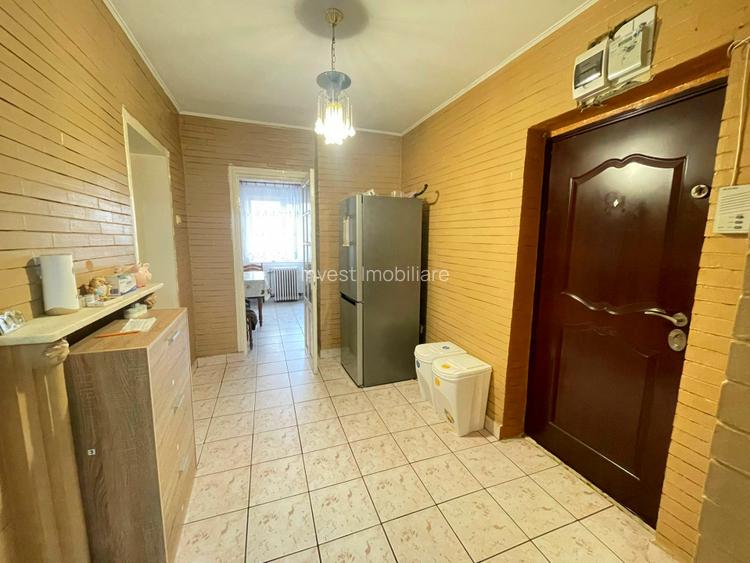 Apartament 3 camere decomandat - Podu Roș-liceul Racovita - 3