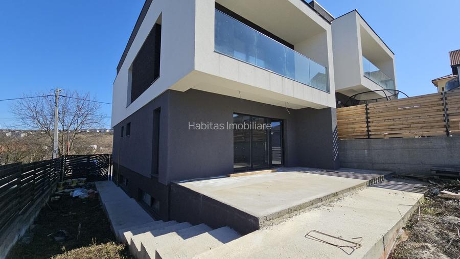 Case individiale cu 4 camere, 185mp utili, Dezmir zona str Criseni - 3