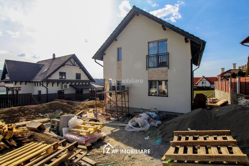 Corunca - Casa 110 mp - 500 mp teren -Zona panoramica - 2