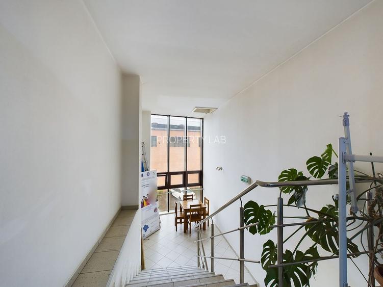 Clădire de birouri cu chiriași existenți - 9