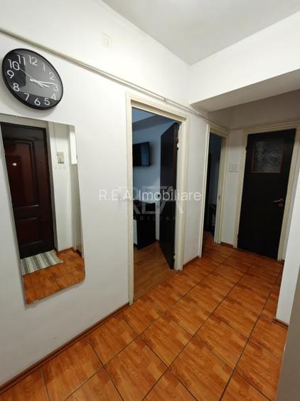 3 camere 10/10, boxa, bloc 1982, anvelopat, panouri solare-Drumul Taberei - 8