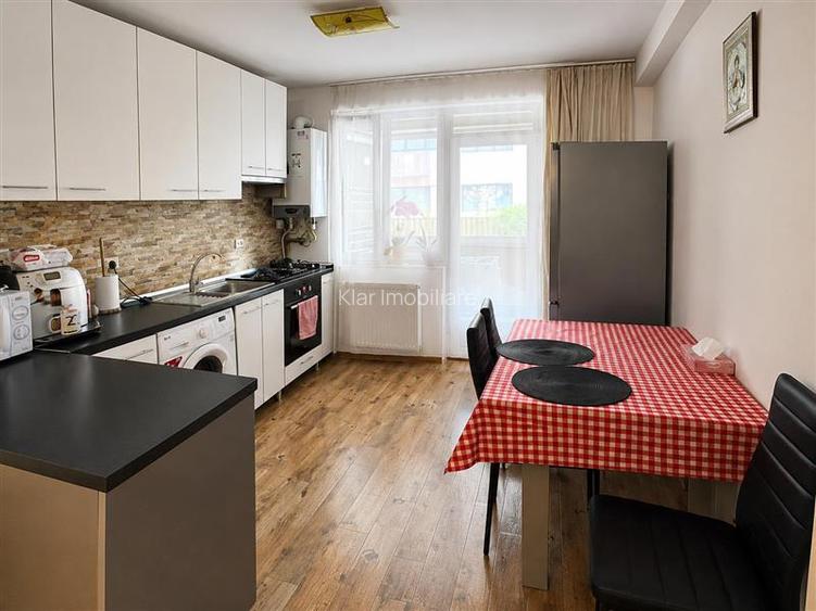 Apartament 2 camere, 43 mp, parcare! Zona Terra! - 2
