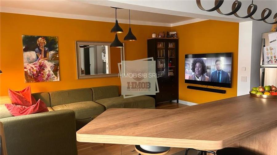 Apartament modern cu 4 camere 2 bai si logie inchis in Strand - 2