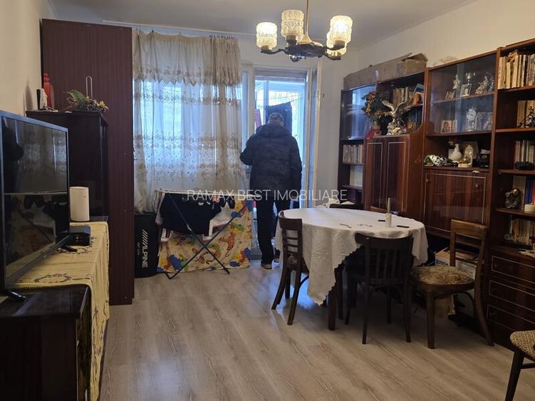 Dristor- Camil Ressu vav metrou - 9