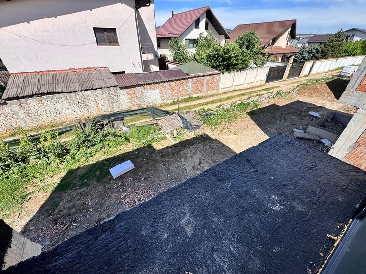 CASA INDIVIDUALA, STRADA ASFALTATA, TOATE UTILITATILE, COMISION 0% - 26