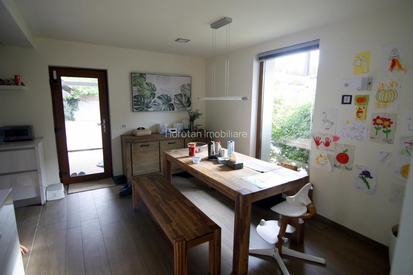 Casa cu piscina, eficienta energetic - 10