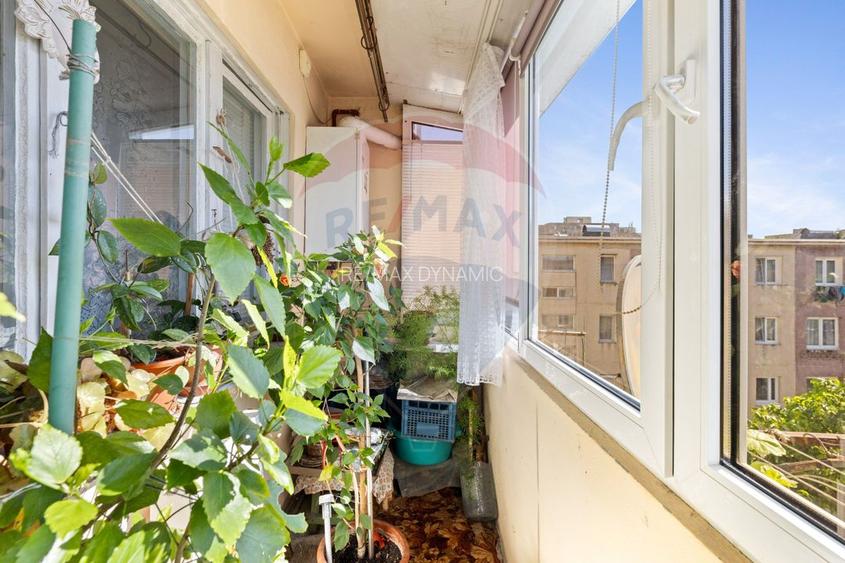Apartament cu 3 camere de vânzare - zona Aurel Vlaicu - 9