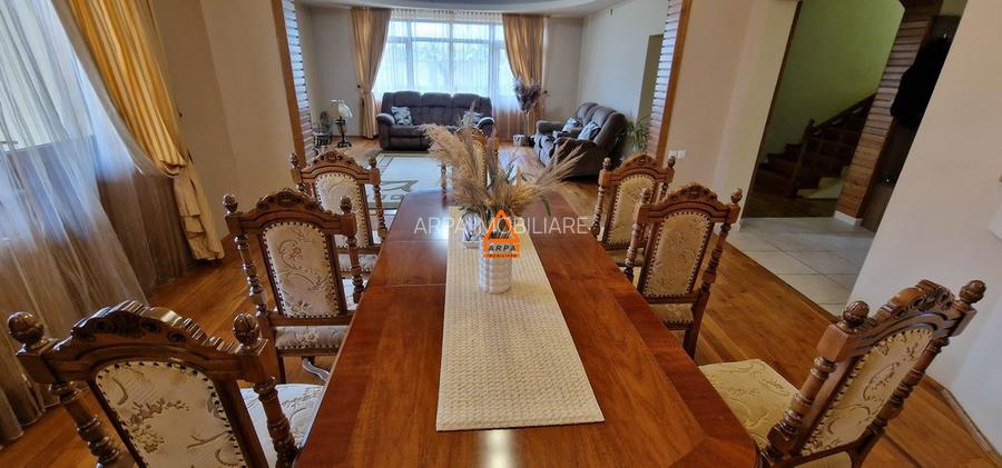 Casa / Vila - D+P+E - 312 mp - 1230 mp teren - Bucium - 2