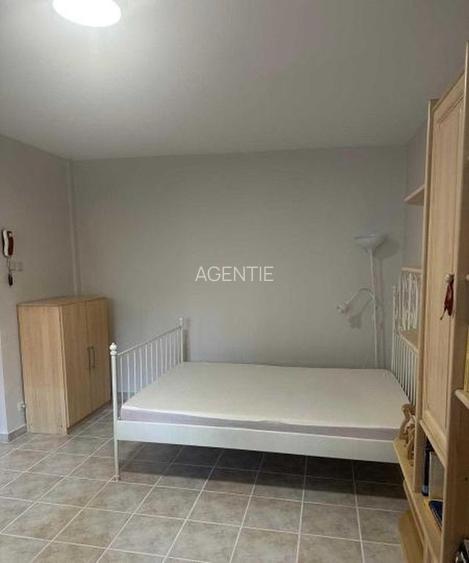 Vatra Luminoasa-bloc mixt - 3