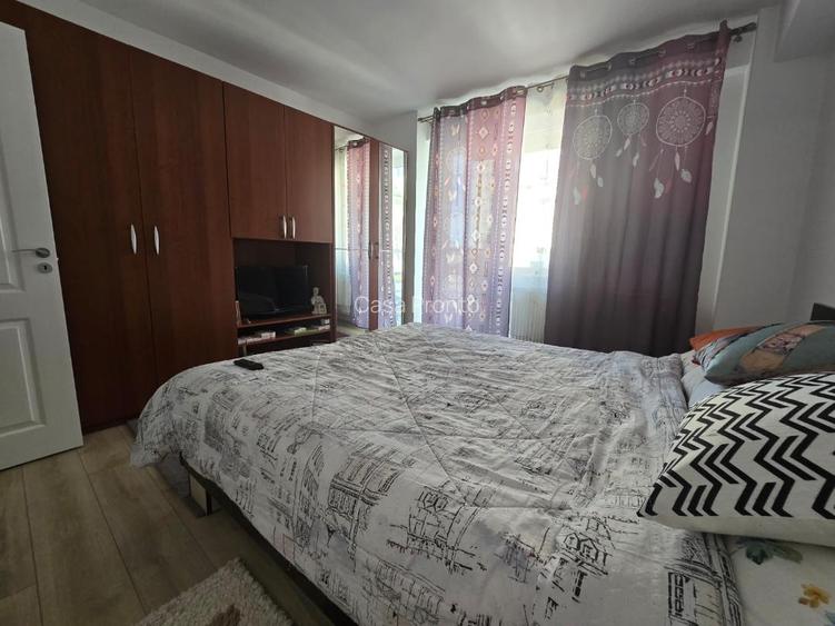 De vanzare Apartament 3 camere, zona Centru. - 8