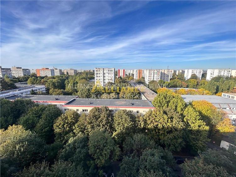 De vanzare apartament 3 camere, Turnul Magurele, construit 1974. - 17