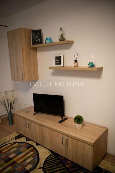 Ultracentral-apartament 2 camere ideal investitie  - 2