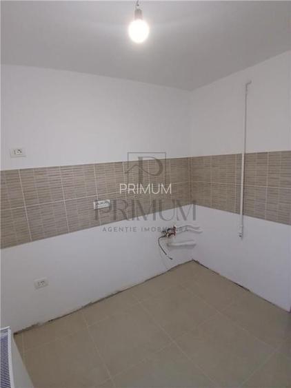 Dambovita - 2 Camere - Etaj intermediar cu LIFT - Decomandat - Complet renovat - 5