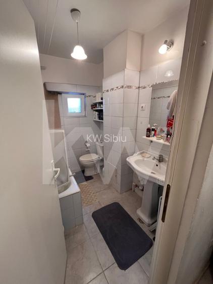 Apartament cu 4 camere mobilat utilat in Vasile Aaron 81 mp - 12