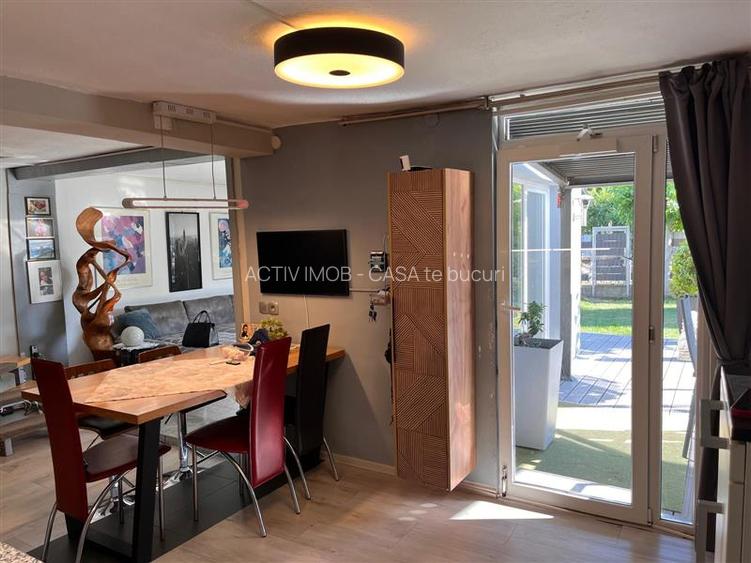 Lugoj,  Vila de Vis Cu Piscina, 440 Mp. Construiti, 820 Mp. Teren - 9