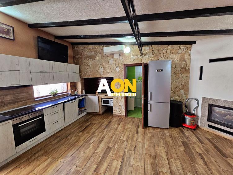 Casa 5 camere, 870 mp teren, mobilata, utilata, zona Cetate