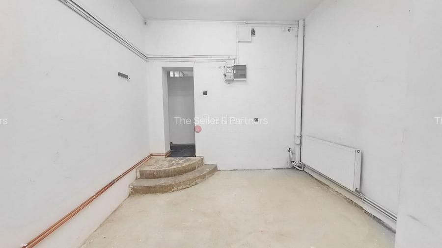 Spatiu comercial cu vizbilitate mare - 4