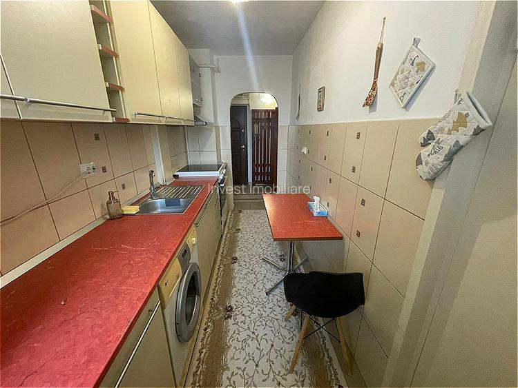 Apartament 2 camere decomandat-Podu Ros-Piata Nicolina - 9