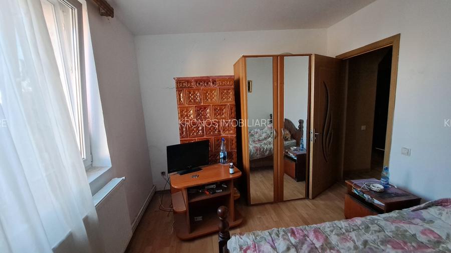 AGIGEA, 3 CAMERE DECOMANDAT 2 BAI, CENTRALA GAZ, 70 MP. PARCARE, BOXA - 6