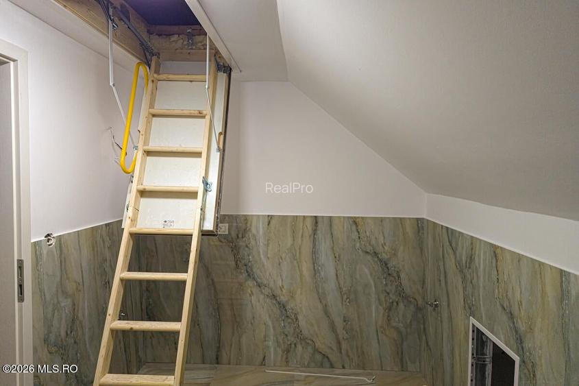 Giarmata - Casa P+1, 4 Dormitoare, 4 Bai, Garaj, Beci, Teren 556 Mp - 32