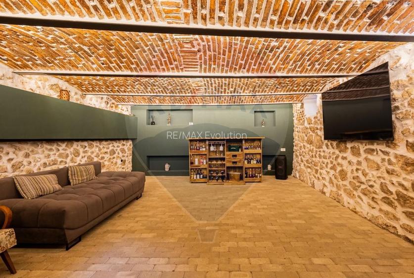 COMISION 0%|Oază de eleganță în Centrul Istoric: Apartament 4 camere!! - 18