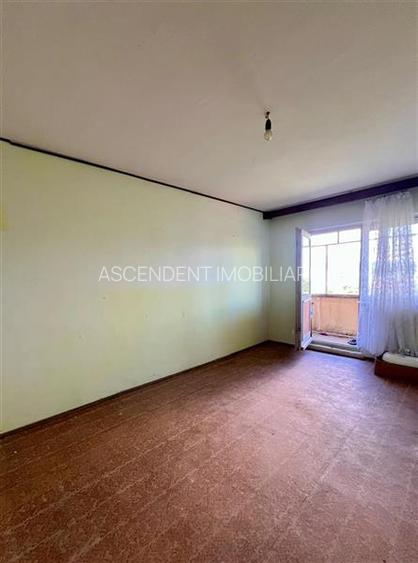 Apartament cu trei camere de renovat in Feldioara, Brasov - 30