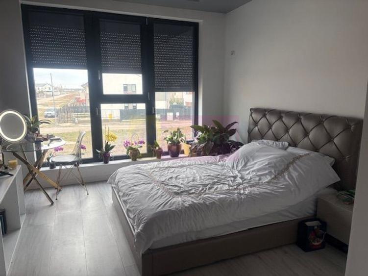 Vila tip  duplex Otopeni- 23 August. - 2