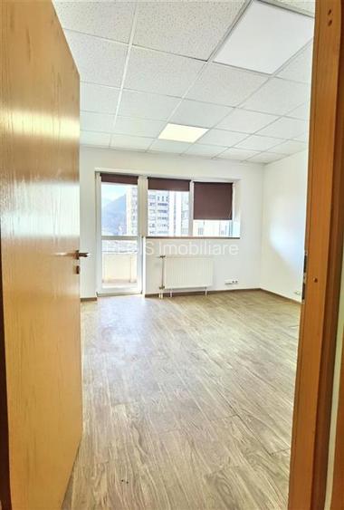 Spatiu de birouri luminos Centru Civic - 14