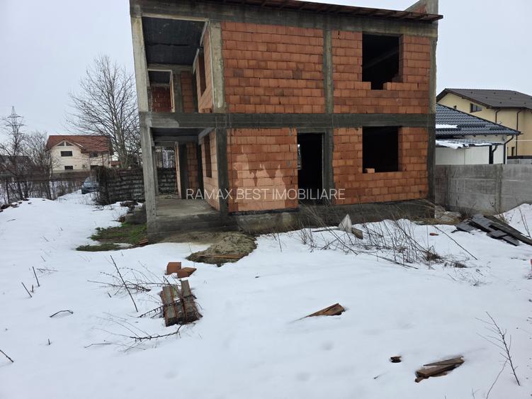 Comuna Pantelimon pe strada Campului intersectie cu Al. Selimbar - 10