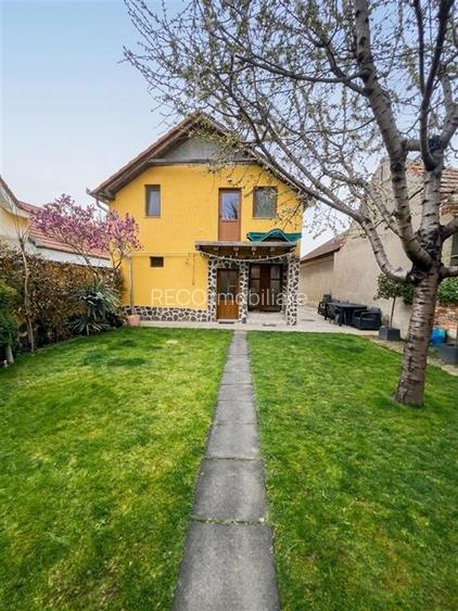 RECO Vila P+M 3 camere in Nufarul - 9