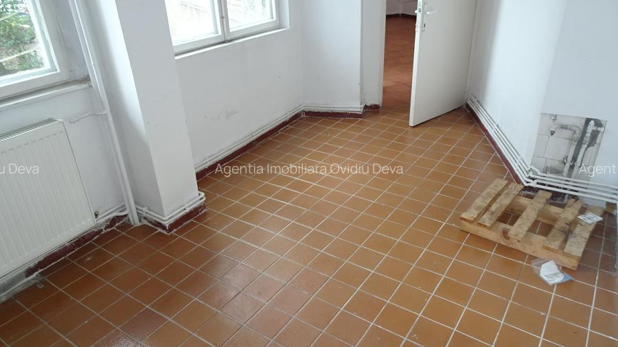Vand spatiu comercial in Deva, zona ultracentrala ( I. Creanga), 70 mp - 9