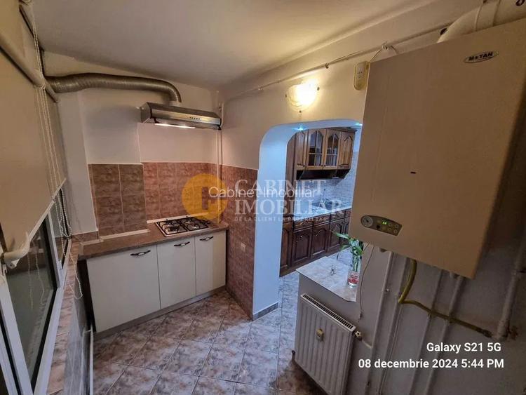 Apartament 2 camere decomandat zona Nicolina II - 5