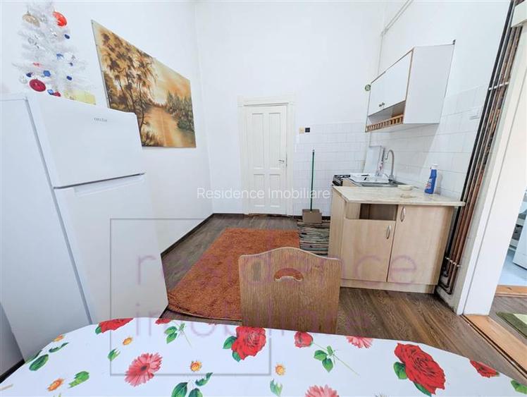 Apartament cu potential in Centru, decomandat - 6