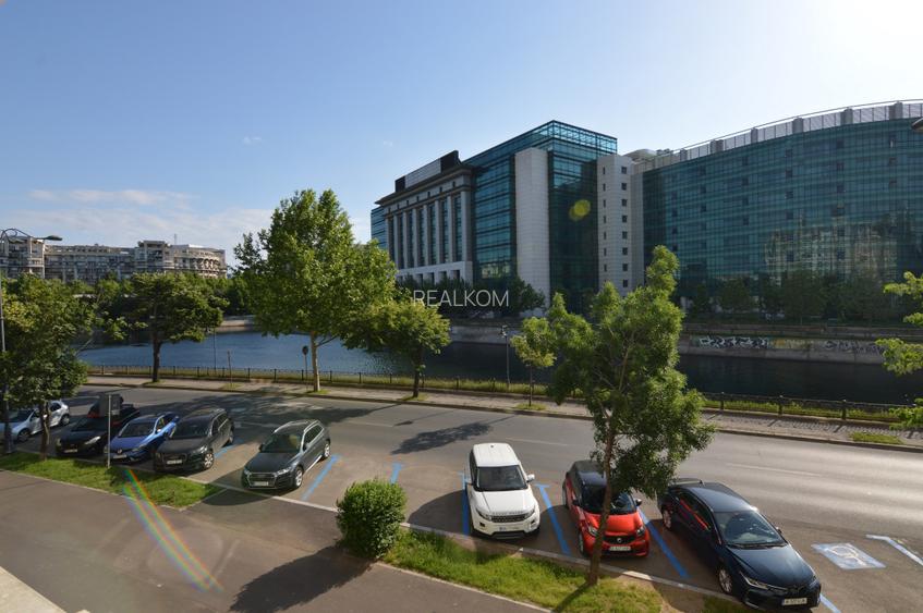 VANZARE APARTAMENT 4 CAMERE UNIRII – SPLAIUL UNIRII - 40