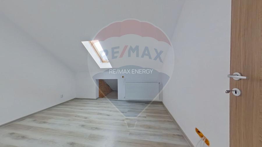 Mansarda de vanzare, 81mp, str Cetatii. Comision 0% - 5