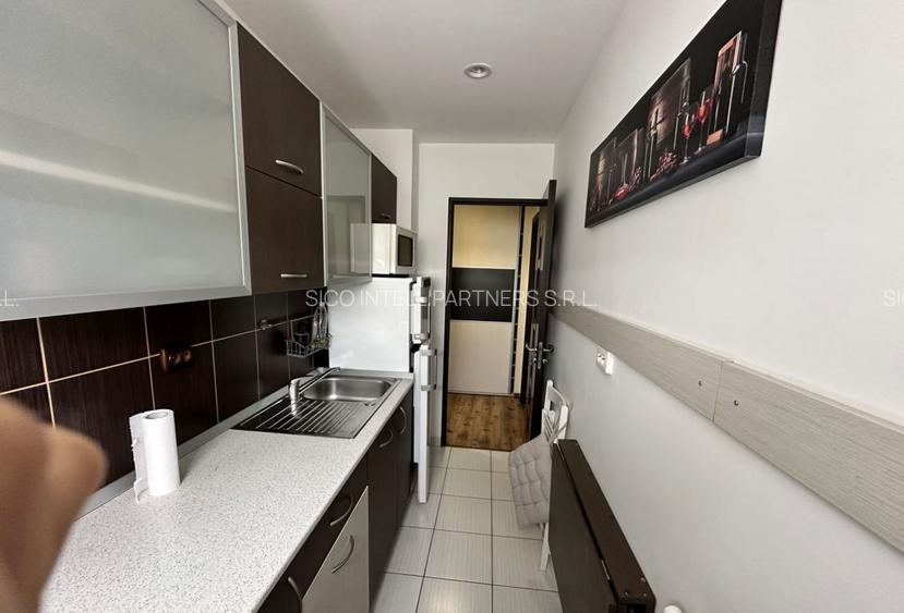 Garsoniera decomandata Gorjului - Bld. Iuliu Maniu - 6