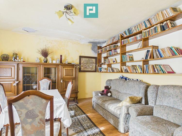 Casă cu etaj Căpâlnaș - 12