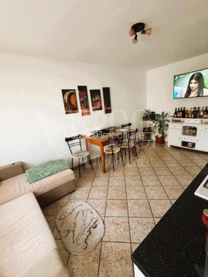 Apartament 3 camere de vanzare in Decebal-Dacia Oradea, Oradea - 2