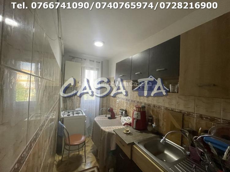 Apartament 2 Camere, Etaj 3, Strada Olari , Targu Jiu  - 7