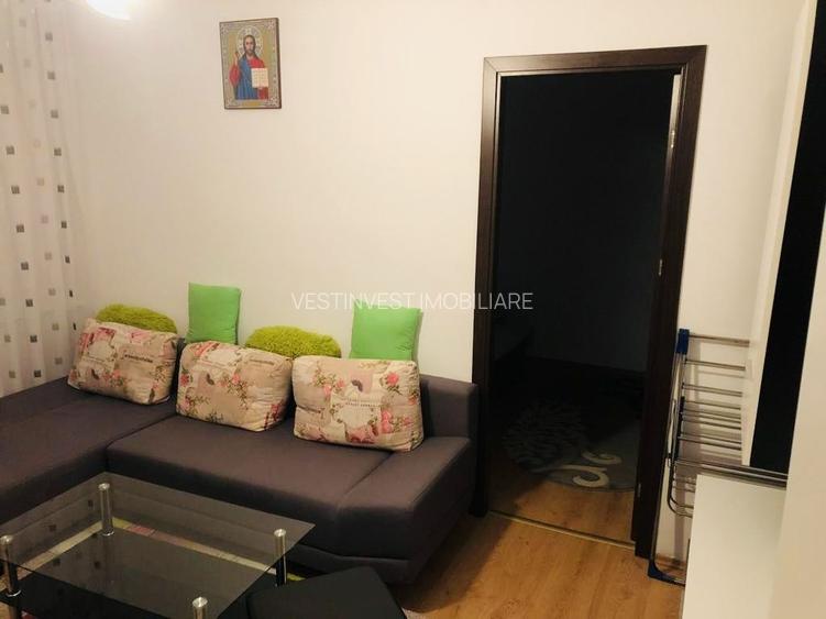 Apartament cu 2 camere semidecomandat zona Rogerius - 4