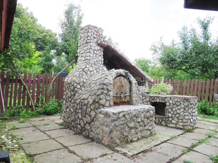 Vanzare 3 case moderne + 3 anexe si 2000 mp teren gradina, pomi in Tuzla la mare - 8