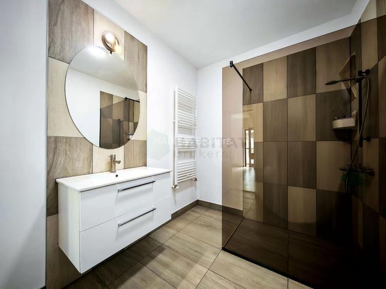 Vilă Individuală cu o curte generoasa zona Aparatorii Patriei - 7