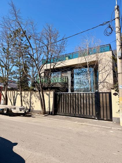 Vilă P+1+M cu lift, 262 mp utili, 2 terase panoramice, teren 348 mp - 55