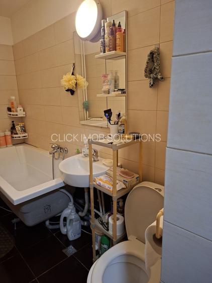 Timpuri Noi metrou adiacent- bloc reabilitat - 5