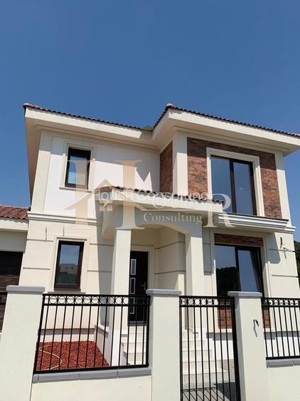 Casa despartita prin Garaj.Langa Padure.Liniste.Intimitate - 2