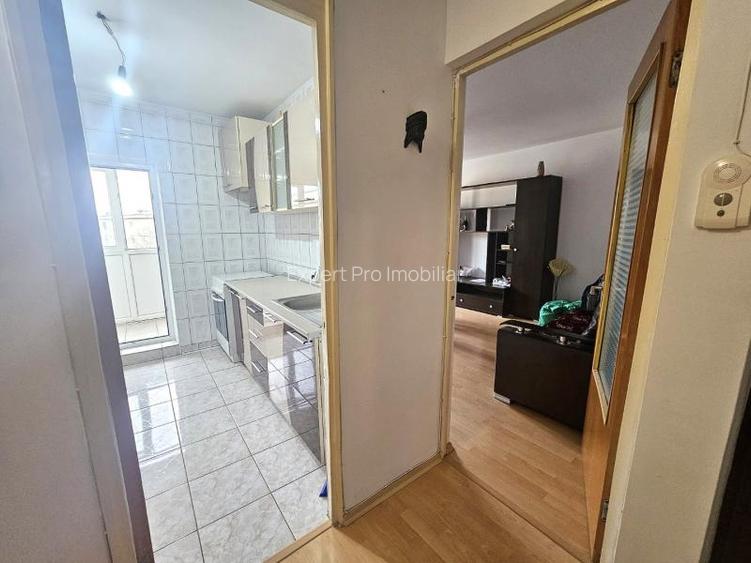 Moinesti Scoala 309 Et.4 Decomandat 50mp Liber Contorizat Merita Vazut - 8