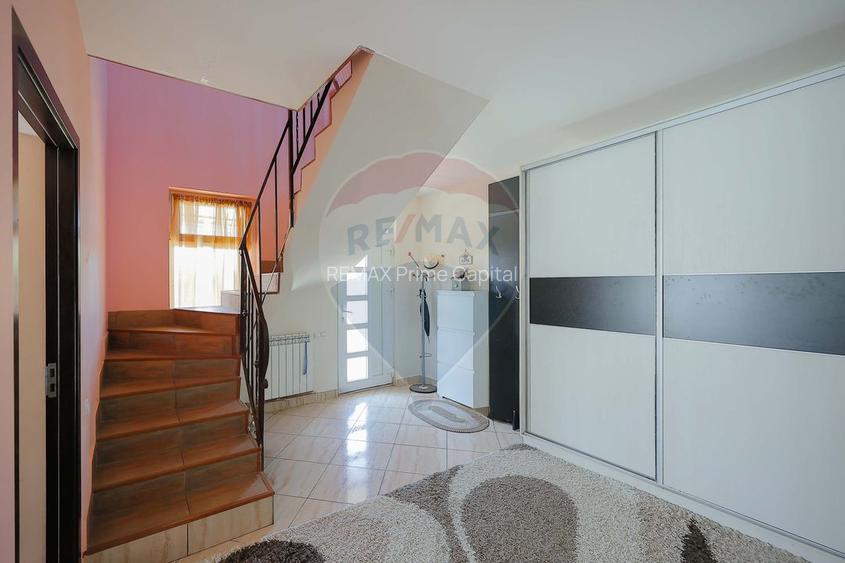 De vânzare casă cu 3 camere și teren 950 mp în Mihai Bravu - 7