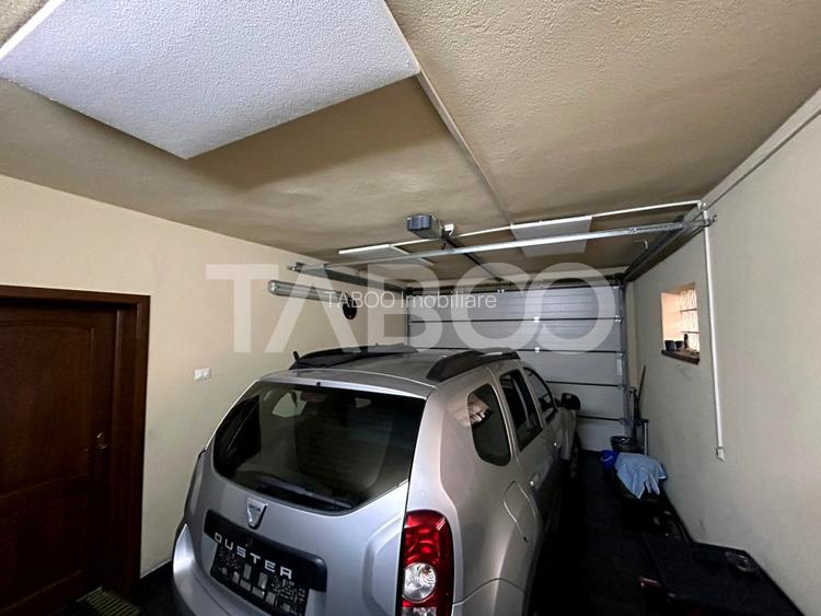 Casa de vanzare cu 5 camere 2 balcoane garaj incalzit 2 bai in Sibiu - 12