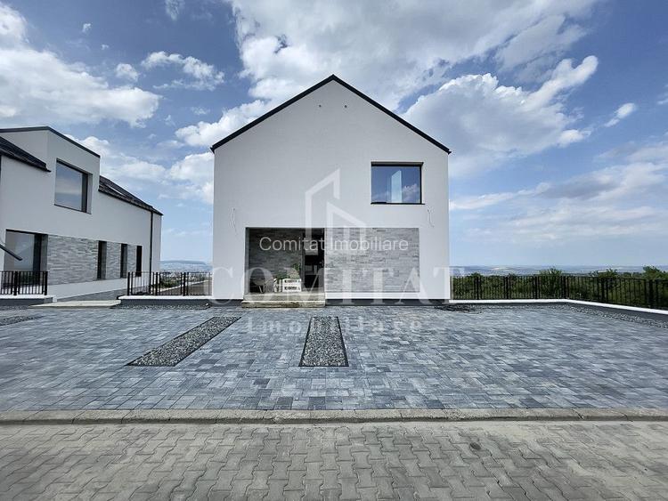 Casă individuală cu panoramă spre oraș zona de case și vile - 2