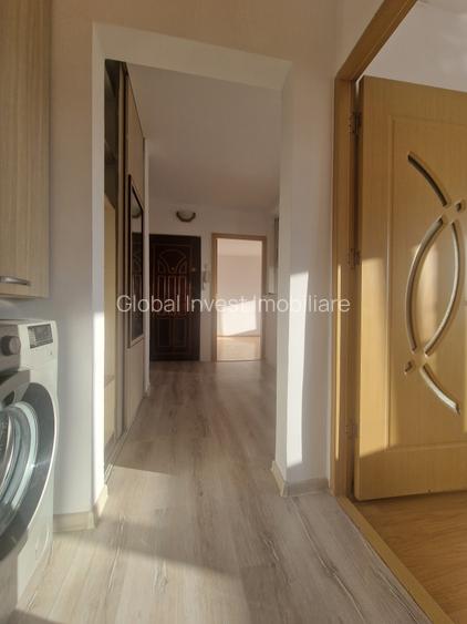 Navodari (Sud)- 2 camere decomandate, centrala gaze, liber -65.000euro - 21